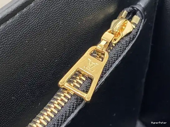 TWIST MM-23*17*9.5CM LOUIS VUITTON 0619